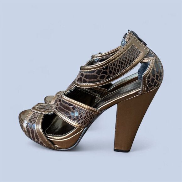 Newport News Heels - Size 7.5m - Picture 4 of 6